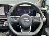 同一車線運転アシスト機能『プロパイロット』搭載。車間距離も見てくれるアダプティブクルーズコントロールとしても使えます。