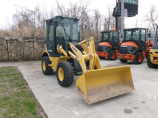 コマツ ホイールローダー ミニホイールローダ WA30-6