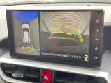 【パノラミックビューモニター】専用のカメラにより、上から見下ろしたような視点で360度クルマの周囲を確認することができます☆死角部分も確認しやすく、狭い場所での切り返しや駐車もスムーズに行えます。
