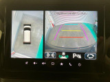 【全方位モニター】 4つのカメラで映像を映し出します。発進時、後退時も周囲の安全を確認し、サポートします^^