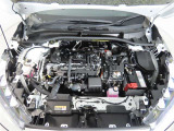 車にとって、とても大切な部分のエンジンルーム。綺麗に清掃済みで安心です。