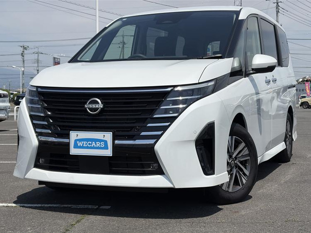 セレナ 2.0 ハイウェイスターV 