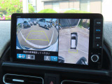 バックカメラ搭載なので後方時に車体後ろが確認出来る為、運転の苦手な方やたまに乗る方でも安心して車庫入れが出来ます☆