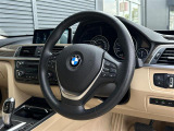 3シリーズグランツーリスモ 320d ラグジュアリー 4WD 本革シート