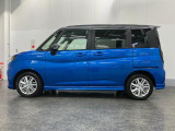 開け閉めの際に隣の車や壁にぶつける心配もありません。