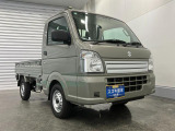 運転席のシートは140mmのシートスライドが可能。体格に合わせて最適な運転姿勢がとれます。