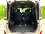 普段のお買い物や通勤、送迎等に十分な荷室スペースを確保しております。セカンドシートを倒すと、大きな荷物の積載も可能です♪