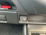 100V