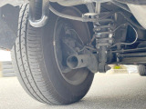 お車を安心してお乗りいただく為には、足回りの定期点検が欠かせません。サービスサポート(有償保証)では無料点検もご提供しており、安心のカーライフをお過ごしいただけるサポート体制が整っています。