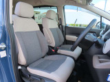 乗り降りしやすく、見晴らしの良い運転席です♪