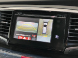【リアカメラ】運転が苦手な方も車庫入れラクラクです!ギアをリバースに入れれば自動的にモニターが切り換わりますので、面倒な操作は不要です♪狭い駐車場もお車を傷つけず安心です