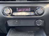 オートエアコン付ですので快適な車内温度を保てます。