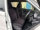 仕入れ先が不明なお車は取扱いしません!!実際に現地に足を運び、しっかりとチェックをしてから仕入れてきてますので、どのお車もご安心して乗っていただけます☆
