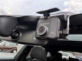 【ドライブレコーダー】映像・音声などの運転中の記録を残します。事故などを起こした起こされた時の証拠になりえますので、もしも時でも安心ですね。
