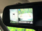 【アラウンドビューモニター】専用のカメラにより、上から見下ろしたような視点で360度クルマの周囲を確認することができます☆死角部分も確認しやすく、狭い場所での切り返しや駐車もスムーズに行えます。