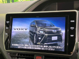 【純正10型ナビ】人気の純正ナビを装備。オーディオ機能も充実しており、Bluetooth接続すればお持ちのスマホやMP3プレイヤーの音楽を再生可能!毎日の運転がさらに楽しくなります!!