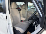 仕入れ先が不明なお車は取扱いしません!!実際に現地に足を運び、しっかりとチェックをしてから仕入れてきてますので、どのお車もご安心して乗っていただけます☆