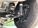 お車を安心してお乗りいただく為には、足回りの定期点検が欠かせません。サービスサポート(有償保証)では無料点検もご提供しており、安心のカーライフをお過ごしいただけるサポート体制が整っています。