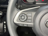 【ステアリングスイッチ左】前方から目を離すことなく操作することが可能です。