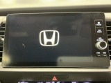 純正スマートーナビ付きです!ホンダコネクト対応、フルセグTV視聴、Bluetooth・ミュージックプレーヤー接続可能です!