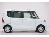 県内13店舗にて常時500台以上ダイハツ車を展示中です。見て、触って、納得のいく一台をぜひ見つけてください。