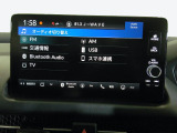 フルセグテレビ搭載。USB入力、Bluetoothオーディオに対応しています。