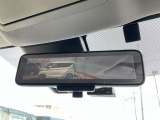 後ろに大きな荷物があっても広報確認が出来るインテリジェントルームミラーです。