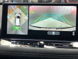 【アラウンドビューモニター】車を上から見下ろしているかのような映像で周囲の状況がひと目で確認、狭い駐車場に駐車するときも安心です♪