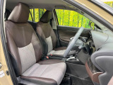 運転席シート廻りは使用感も少なく、良好な状態となっています。前オーナー様が丁寧に使っていたことがよくわかりますね。