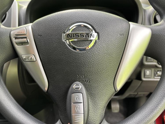 日産 ノート 1.2 X の中古車詳細 (89,800km, ラディアントレッド(PM