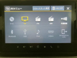 【9インチナビ】TV CD/DVD再生やBluetoothオーディオなど多彩なメディアに対応したメモリーナビを装備しています。