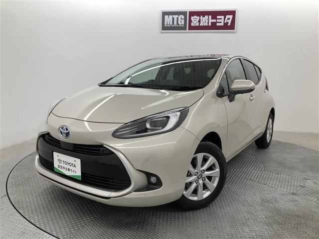 アクア  1.5 Z E-Four 4WD