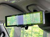 【デジタルインナーミラー】後席の大きな荷物や同乗者で後方が確認しづらい時でも安心!カメラが撮影した車両後方の映像をルームミラー内に表示。クリアな視界で状況の確認が可能です!