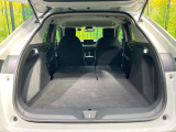 後席を格納すると、これだけの広さが!シーンに合わせたシートアレンジで、大きな荷物も積むことが出来ます♪