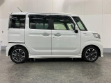 後席両側電動スライドドア☆開け閉めの際に隣の車や壁にぶつける心配もありません。