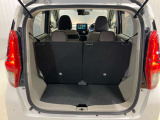 【ラゲッジルーム】たっぷり荷物も積み込める荷室スペース★
