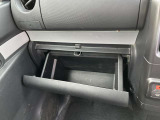 小物入れ等の収納が多いです★嬉しい装備ですよね♪