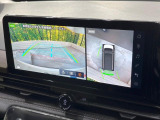 【アラウンドビューモニター】専用のカメラにより、上から見下ろしたような視点で360度クルマの周囲を確認することができます☆死角部分も確認しやすく、狭い場所での切り返しや駐車もスムーズに行えます。