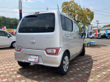 後退時ブレーキサポートです。リヤバンパーに搭載した4つのセンサーで後方の障害物をブザー音とメーター表示で障害物をお知らせ。衝突被害軽減ブレーキが作動し衝突の回避または衝突時の被害を軽減します。