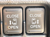 【両側パワースライドドア】スマートキーや運転席のスイッチで後席両側スライドドアの開閉が可能♪電動だから力を入れてドアを開ける必要が無く、小さなお子様でも簡単に開け閉めでき快適です♪