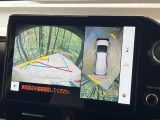 【パノラミックビューモニター】専用のカメラにより、上から見下ろしたような視点で360度クルマの周囲を確認することができます☆死角部分も確認しやすく、狭い場所での切り返しや駐車もスムーズに行えます。