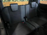 3列目シートはもちろん状態良好☆大人でもゆったりと座って頂けますので、大人数でのお出かけもラクラクです♪ご家族で、気の知れた仲間で、ドライブに行くのが楽しみですね♪