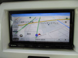4WD/プッシュスタートエンジン/スマートキー/アルミホイール/電動格納ドアミラー/ベンチシート/シートヒーター/ナビ/ドライブレコーダー/オートライト/フロアマット/ドアバイザー/
