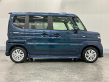 後席両側電動スライドドア☆開け閉めの際に隣の車や壁にぶつける心配もありません。