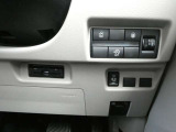 片側電動スライイドドア付き!両手が塞がっていても足でも開けれるハンズフリー機能付きです。道路情報も教えてくれるETC!もちろんセットアップしてお渡しです。