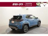 「中古車ハイブリッド保証」付き。ハイブリッド機構を無償で保証します。保証期間は、初度登録年月から10年目まで、またはロングラン保証が終わってから3年間。ただし累計走行距離が20万km以内です。