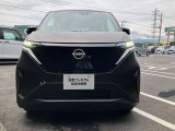 ヘッドライトは明るいLEDタイプです