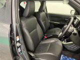 【フロントシート】さまざまな体格の方が快適に運転ができるよう配慮したシートになっております。