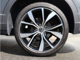 【DCCパッケージ】225/40R19タイヤ/8J&times;19アルミホイール