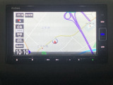 ナビゲーションはフルセグTV、インターナビ対応のGathers純正メモリーナビを搭載しています。Bluetoothオーディオ機能がありますので、スマートフォンなどの音楽も再生できます。